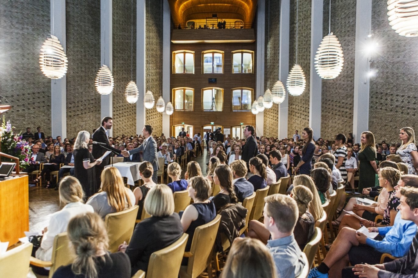 Health giver i fremtiden støtte til dimission på alle fakultetets uddannelser. Foto: Anders Trærup, AU Kommunikation.
