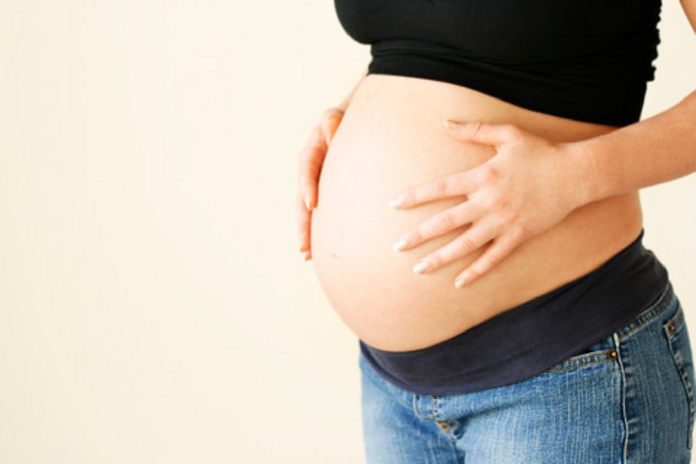 5,000 cases of spina bifida and other severe birth defects could be avoided each year if all women in pregnancy age received folic acid.
