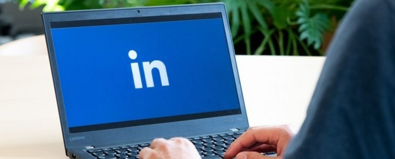 Tilmeld dig kurset i LinkedIn og lær, hvordan du kommunikerer mest effektivt på de professionelles sociale medie. Foto: AU Health.