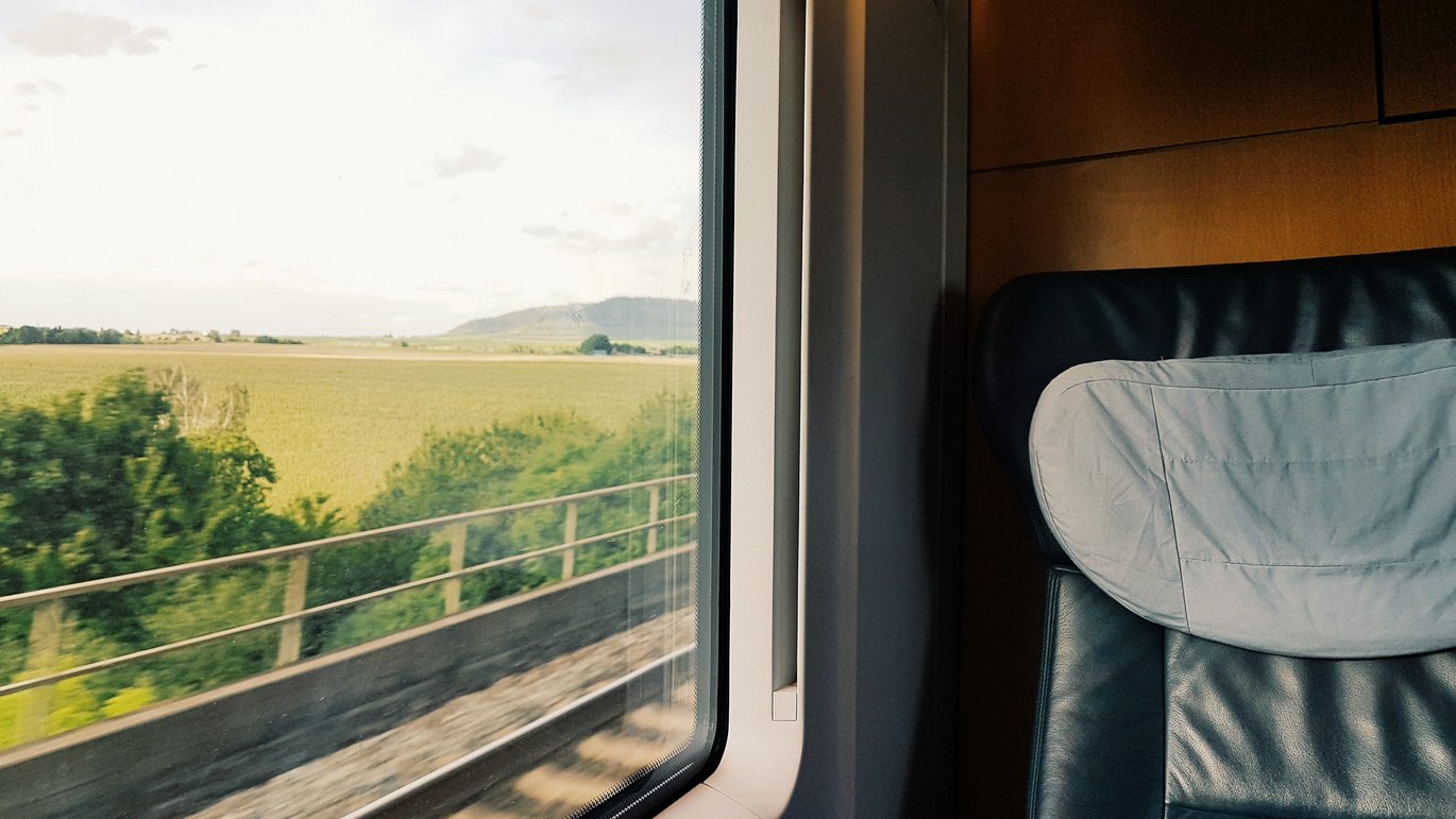 Journeys within Denmark should normally be made by train and/or shared car. 